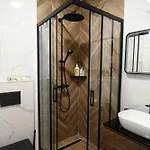 Complex Bella شقة *