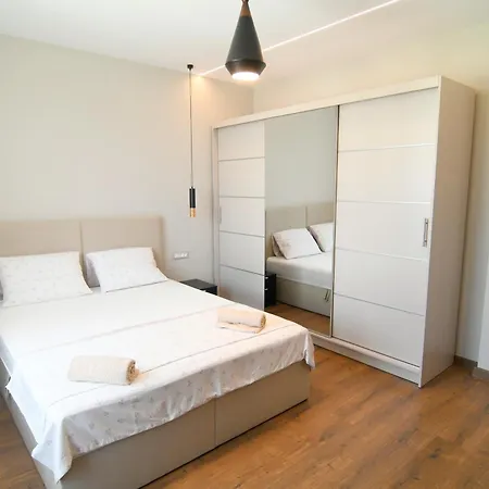 Complex Bella * Varna