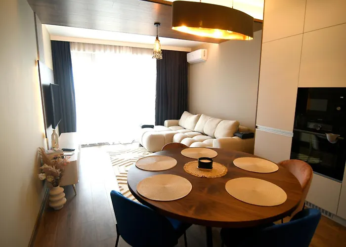 Complex Bella 公寓